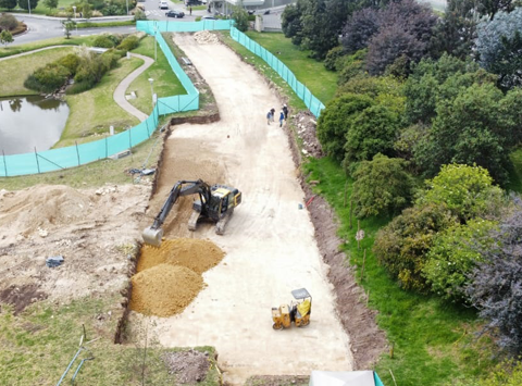 Compactación con base y sub-base en recebo.
