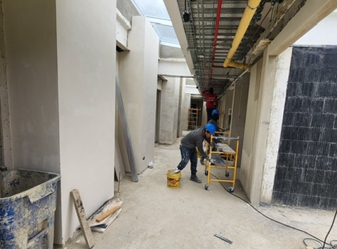 Avance estuco y pintura